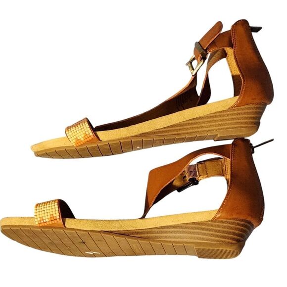 🇬🇪🔹️Kenneth Cole Reaction Great Mate 2 Bead & Zipper Wedge Sandals Size 8 - Picture 2 of 12